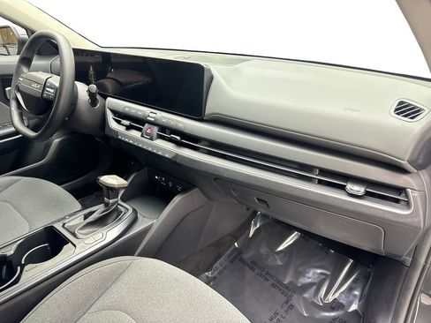 Used 2025 Kia K4 LX image 52