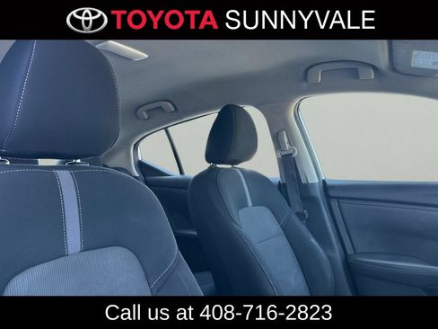 Used 2024 Nissan Sentra SV FWD image 20