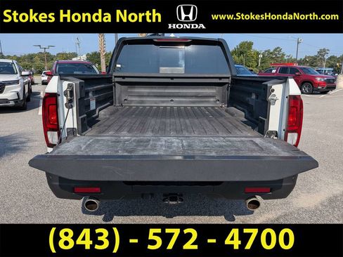 Certified 2021 Honda Ridgeline Black Edition image 16