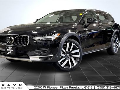 New 2025 Volvo V90 B6 Cross Country Ultra w/ Protection Package Premier