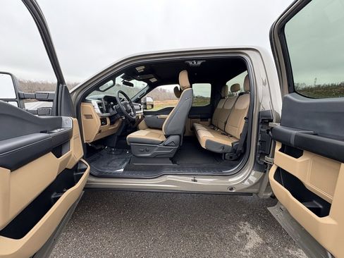 New 2026 Ford F250 XLT w/ 360-Degree Camera Package image 24