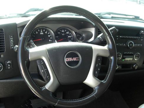 Used 2011 GMC Sierra 1500 SLE w/ Regional Value Package RWD image 10