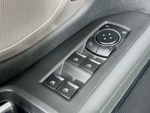 New 2026 Ford Expedition Active image 28