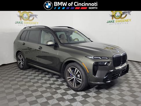 Certified 2026 BMW X7 xDrive40i w/ M Sport Package AWD/4WD image 1