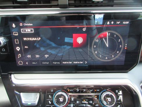Used 2024 GMC Sierra 1500 Denali Ultimate AWD/4WD image 46
