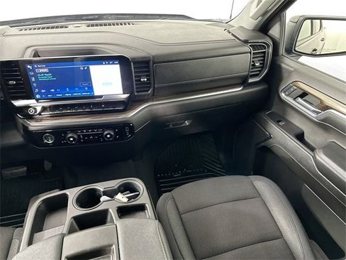 Used 2024 Chevrolet Silverado 1500 LT image 21