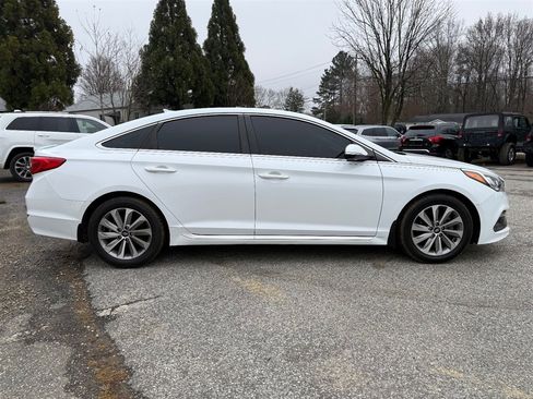 Used 2017 Hyundai Sonata Sport image 6
