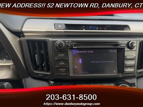 Used 2013 Toyota RAV4 XLE AWD/4WD image 16