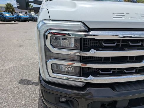 Used 2024 Ford F350 King Ranch AWD/4WD image 12