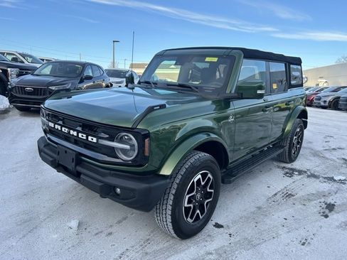 Used 2022 Ford Bronco Outer Banks image 7