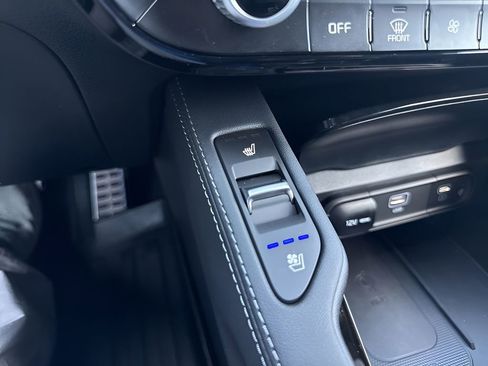 Used 2025 Kia Telluride SX X-Line image 23