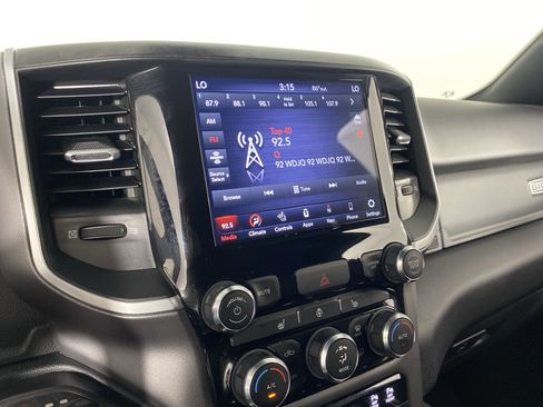 Used 2021 RAM 1500 Big Horn AWD/4WD image 36