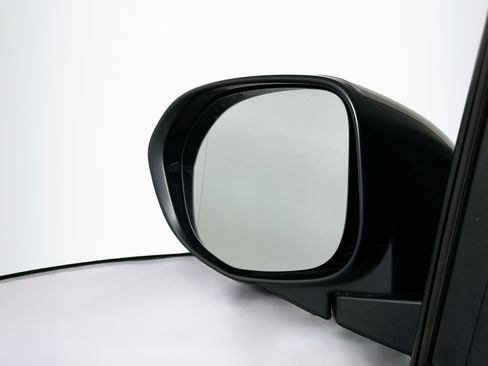 Used 2016 Honda Odyssey SE image 16