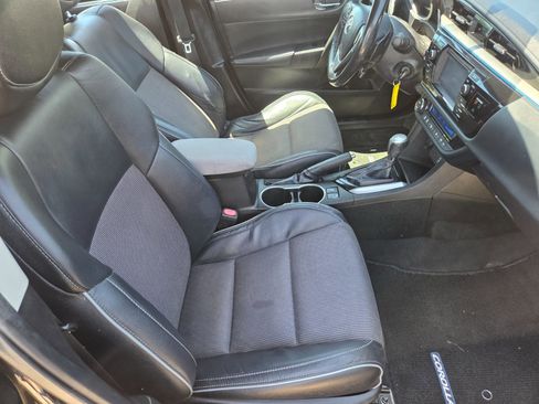 Used 2016 Toyota Corolla S FWD image 14
