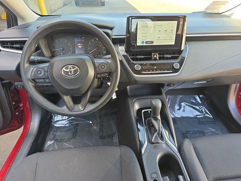 Used 2024 Toyota Corolla LE image 21