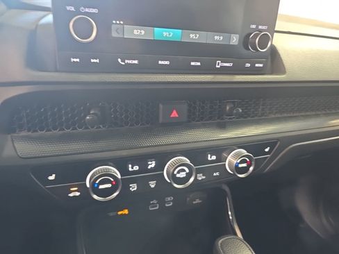 Used 2023 Honda CR-V EX image 26