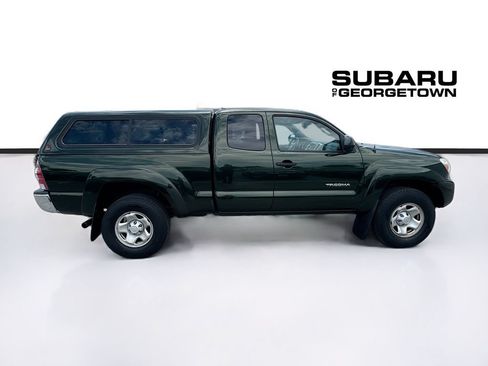 Used 2012 Toyota Tacoma 4x4 Access Cab V6 w/ SR5 Pkg image 8