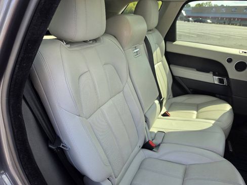 Used 2016 Land Rover Range Rover Sport SE AWD/4WD image 32