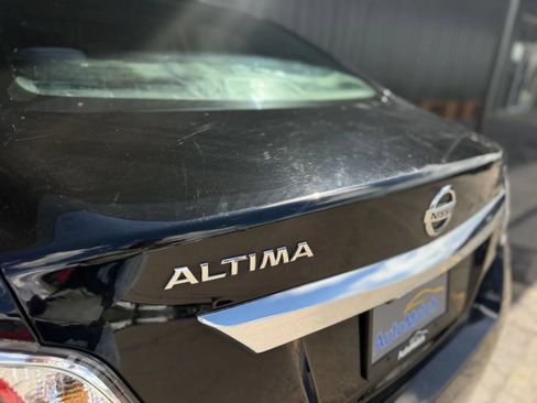 Used 2015 Nissan Altima 2.5 S w/ Power Driver Seat Package FWD image 31