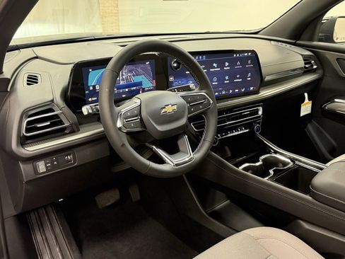 New 2026 Chevrolet Traverse LT w/ Sun and Wheel Package image 27