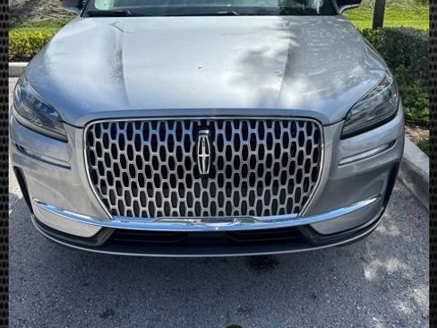 Certified 2024 Lincoln Corsair FWD image 1