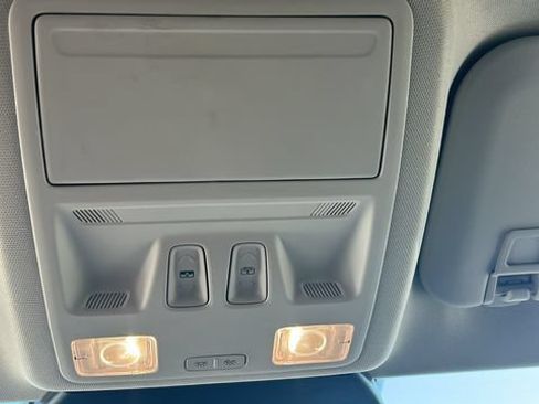 Used 2022 Ford Escape SEL w/ Technology Package FWD image 23