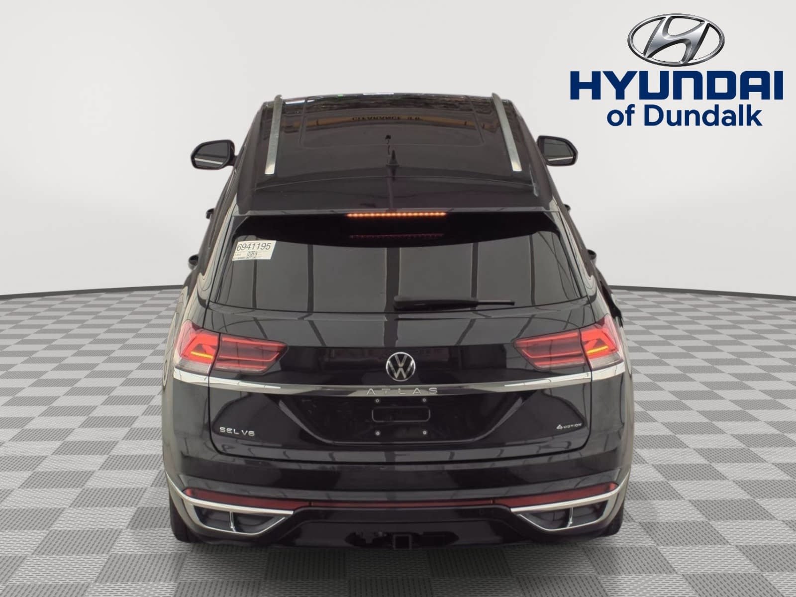 Used 2023 Volkswagen Atlas Cross Sport SEL Premium R-Line AWD/4WD image 5