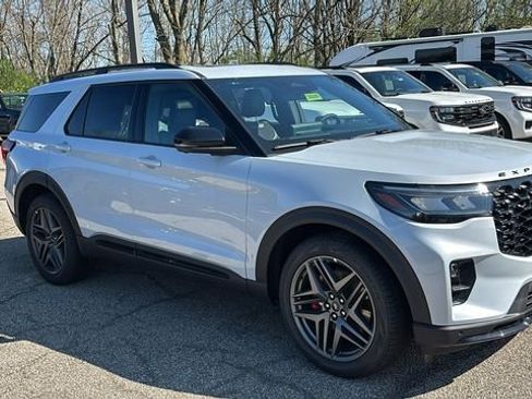 New 2026 Ford Explorer ST w/ Sun And Sound Package image 29