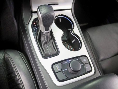 Used 2021 Jeep Grand Cherokee Trackhawk image 23