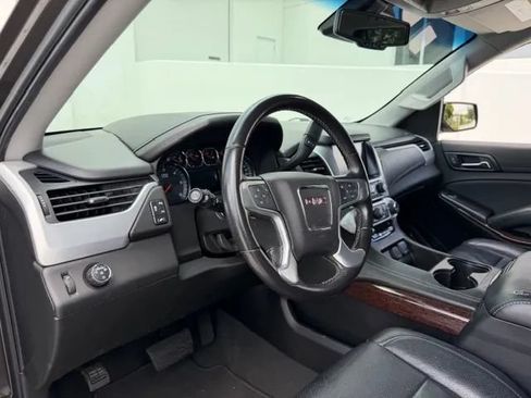 Used 2019 GMC Yukon SLE w/ Convenience Package RWD image 9