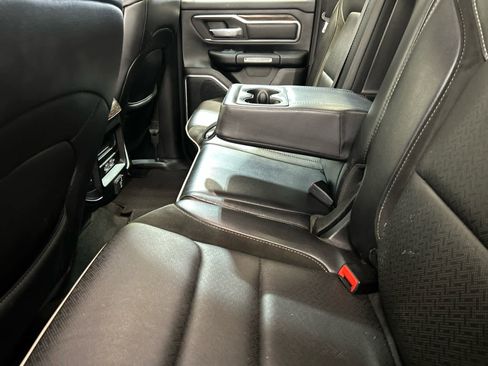 Used 2020 RAM 1500 Laramie AWD/4WD image 5