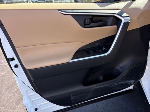New 2025 Toyota RAV4 LE image 20