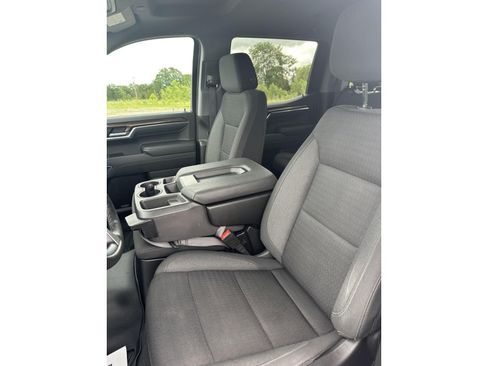 Used 2023 Chevrolet Silverado 1500 RST AWD/4WD image 19