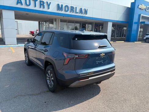 New 2027 Chevrolet Equinox LT w/ Safety and Technology Package FWD image 4