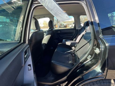 Used 2018 Subaru Forester 2.5i Premium image 20