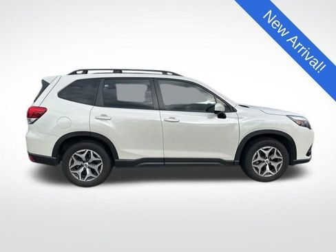 Used 2022 Subaru Forester Premium w/ Popular Package #1 image 8