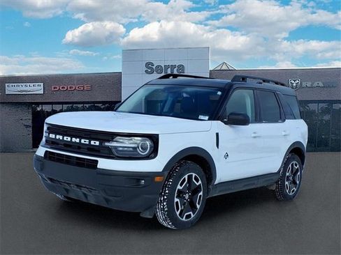 Used 2022 Ford Bronco Sport Outer Banks w/ Tech Package image 3