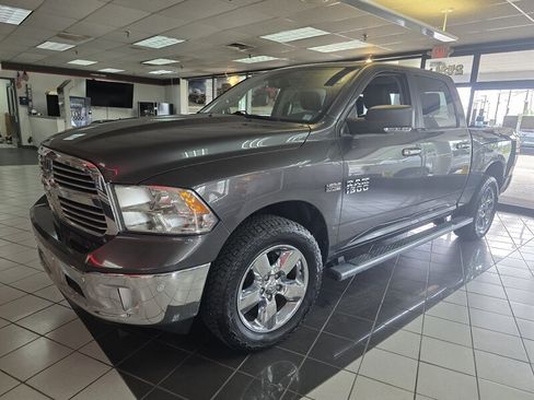 Used 2016 RAM 1500 Big Horn AWD/4WD image 2