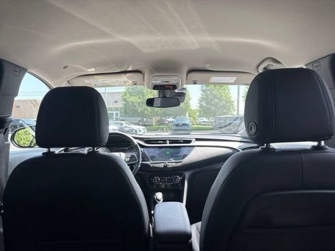 Used 2023 Buick Encore GX Select w/ Sport Touring Package FWD image 8