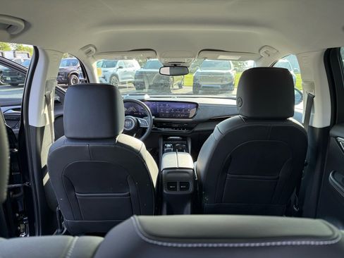 Used 2025 Buick Envision Sport Touring AWD/4WD image 14