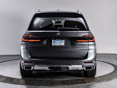 Used 2023 BMW X7 xDrive40i AWD/4WD image 5