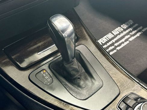 Used 2013 BMW 335i Convertible image 16