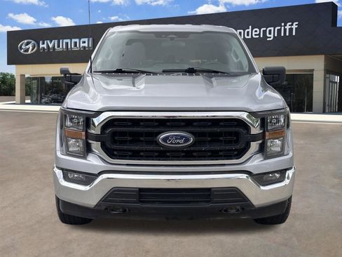 Used 2023 Ford F150 XLT image 3