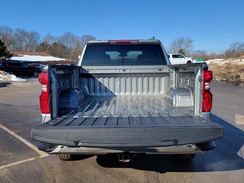 Used 2023 Chevrolet Silverado 1500 LT AWD/4WD image 22