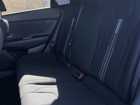 Used 2021 Hyundai Elantra SEL w/ Convenience Package image 15