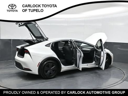 Used 2026 Toyota Prius LE FWD image 53