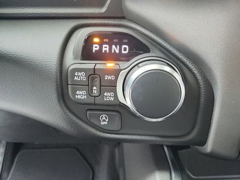 New 2026 RAM 1500 Big Horn AWD/4WD image 25