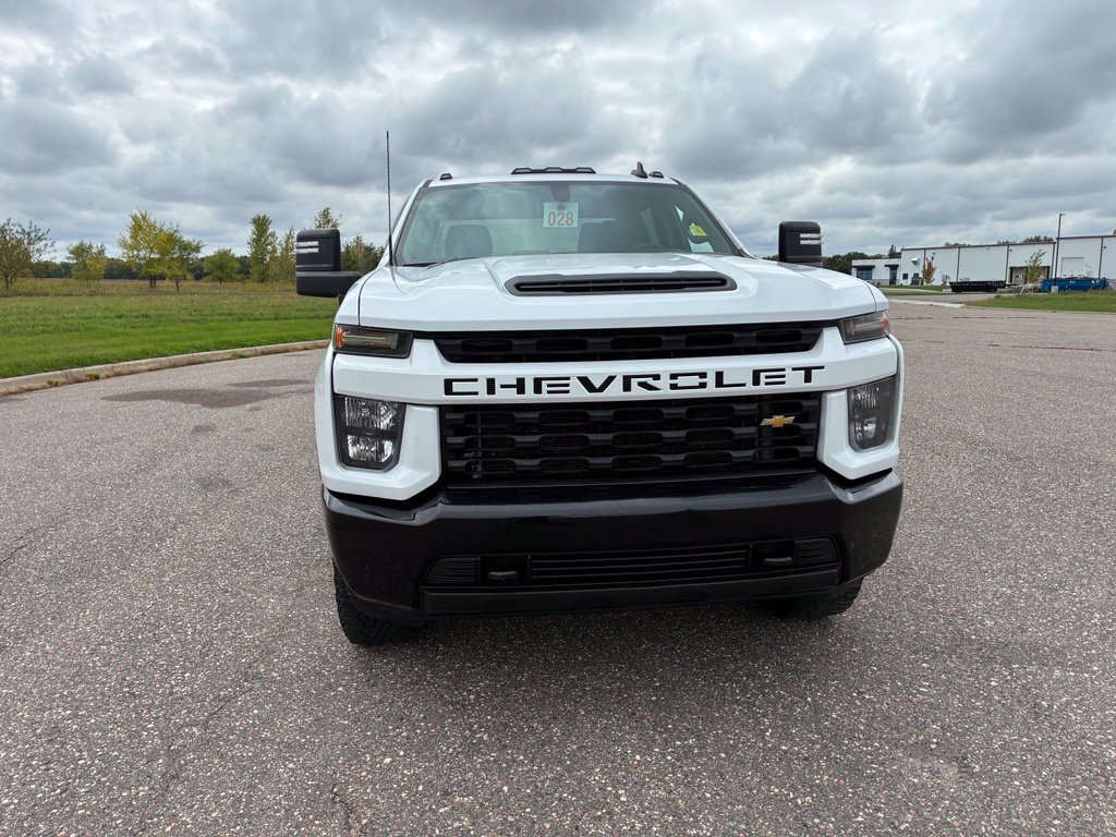 Used 2021 Chevrolet Silverado 2500 Custom w/ Custom Value Package AWD/4WD image 3