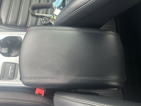 Used 2022 Ford Edge SEL w/ Convenience Package AWD/4WD image 19