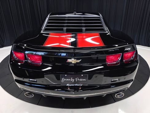 Used 2010 Chevrolet Camaro SS w/ Orange Stripe Package RWD image 46